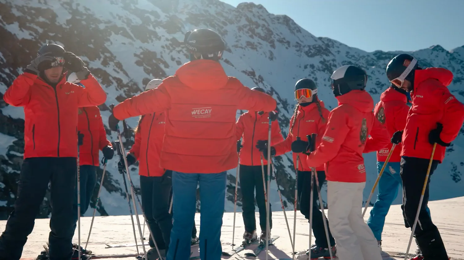 Briefing équipe WECAY montagne